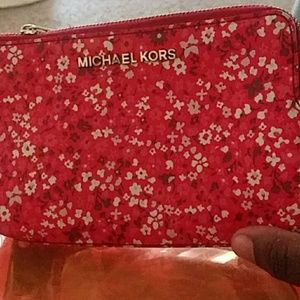 Michel kore wallet